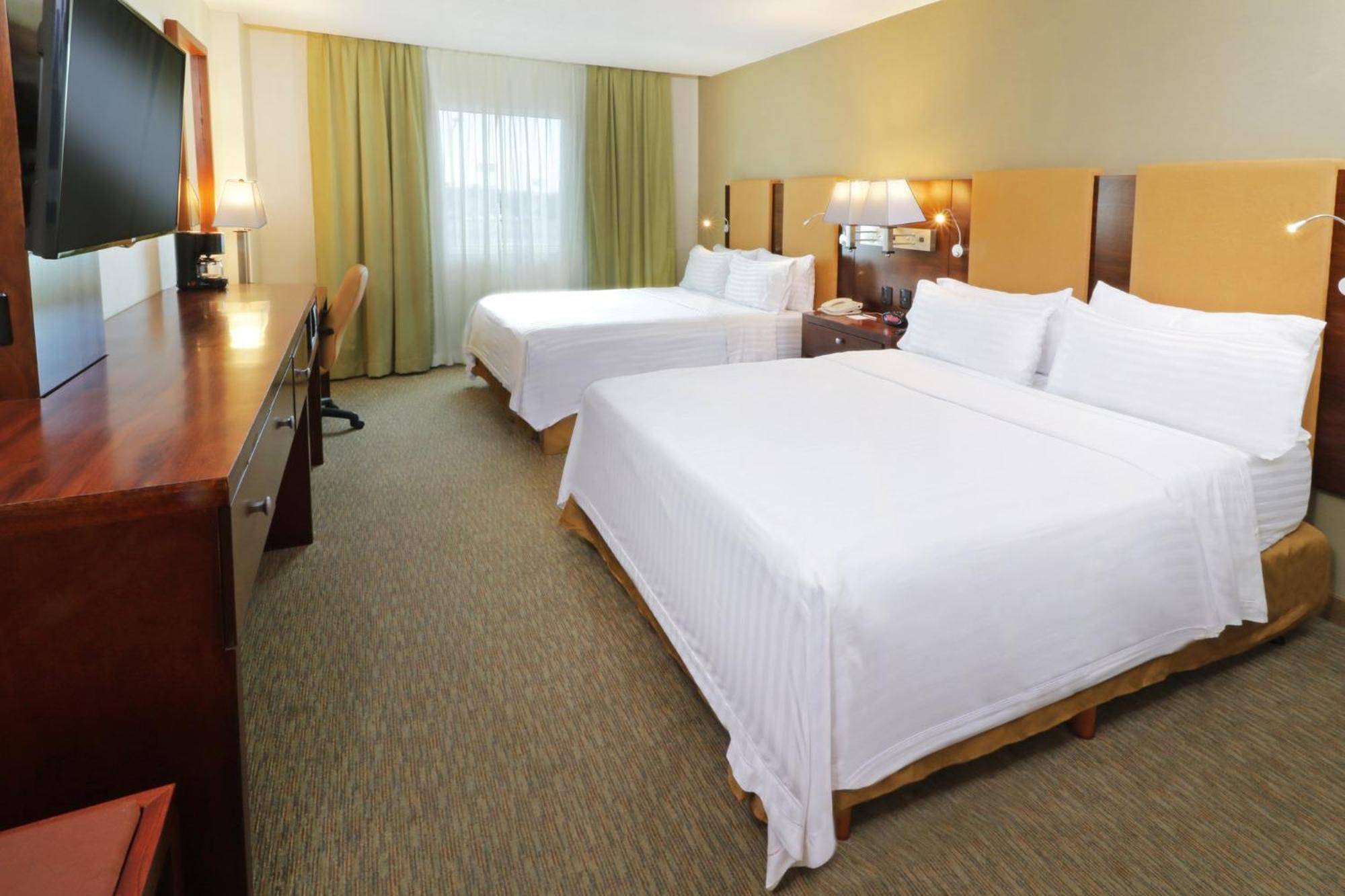 Holiday Inn Hotel & Suites Hermosillo Aeropuerto By Ihg Kültér fotó
